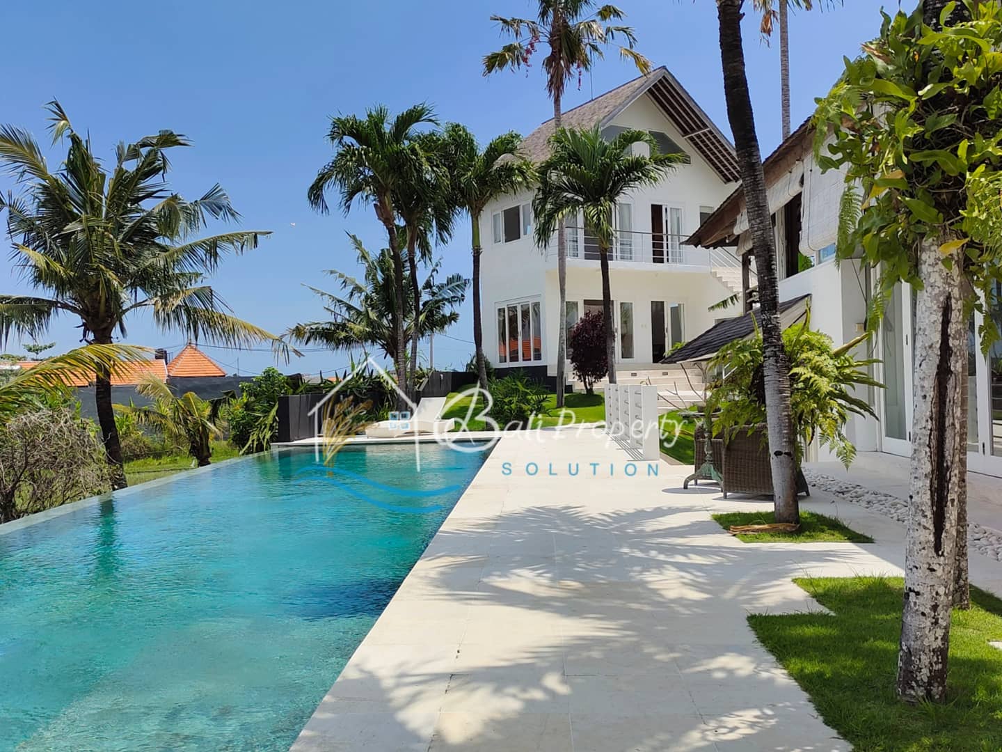Elegant Beautiful Leasehold Villa